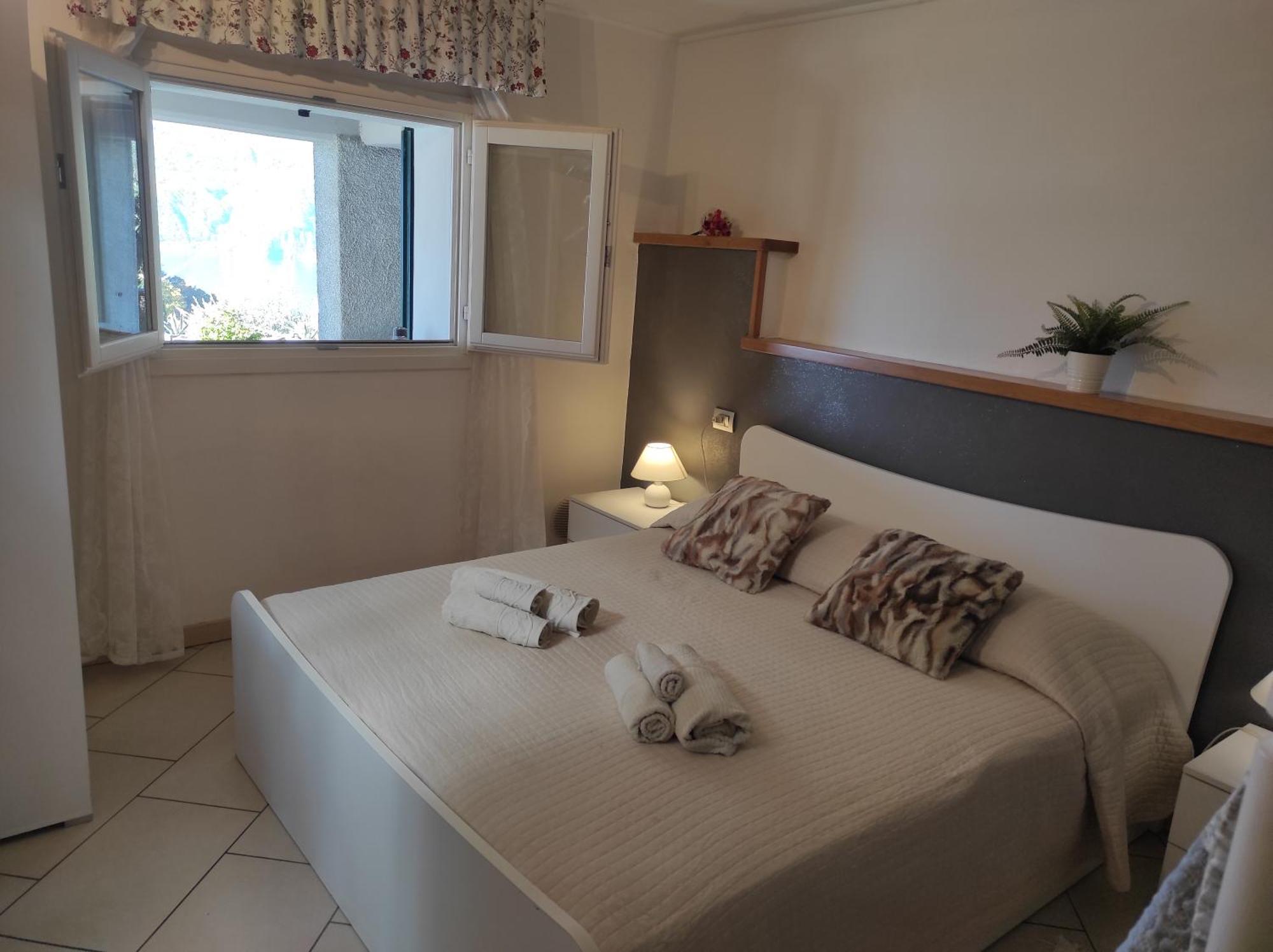 Vezio Hill House Apartment Perledo Bagian luar foto